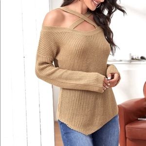 ✌🏼 #1299 Cute Criss Cross Drop Shoulder Semi Distressed Top